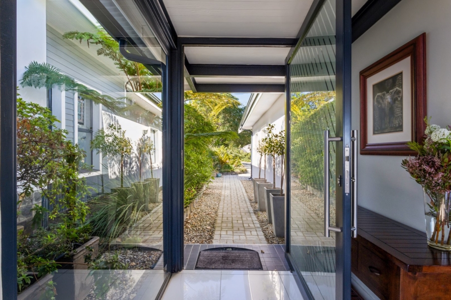 3 Bedroom Property for Sale in Pezula Golf Estate Western Cape